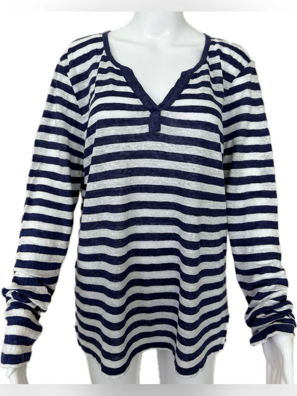 Tommy Bahama Striped Blue and White V-Neck Long Sleeve Linen Top